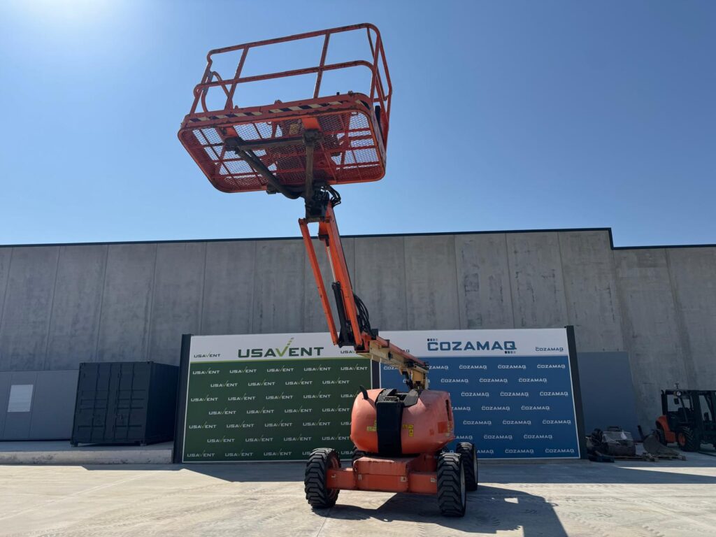 JLG 600AJ – foto 1